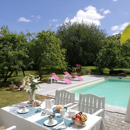 Bed and Breakfast Au Logis De La Mongie Soullans Esterno foto