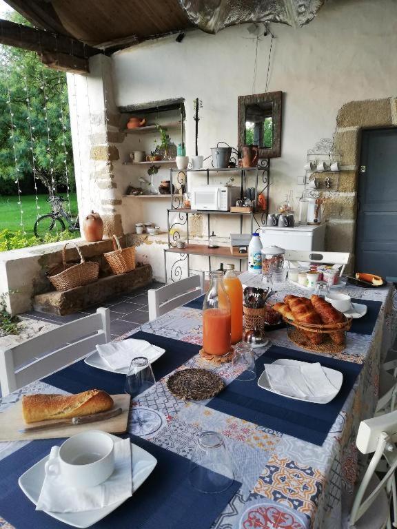 Bed and Breakfast Au Logis De La Mongie Soullans Esterno foto